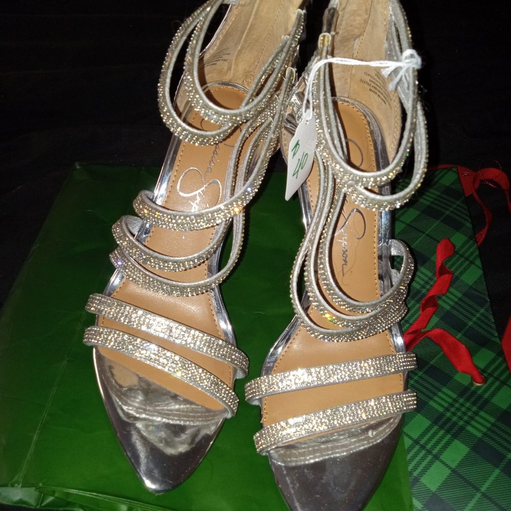 Brand New Never Worn Women 👠 Heels In Size 7 Made By Jessica Simpson For $50